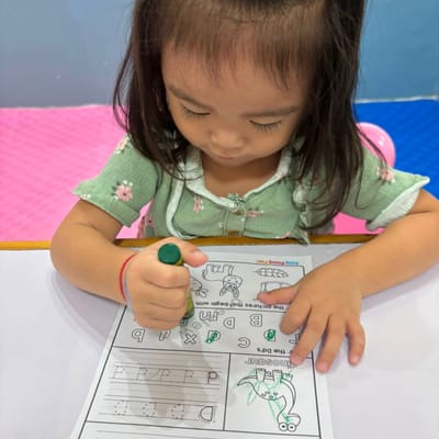 Tracing and colouring a worksheet